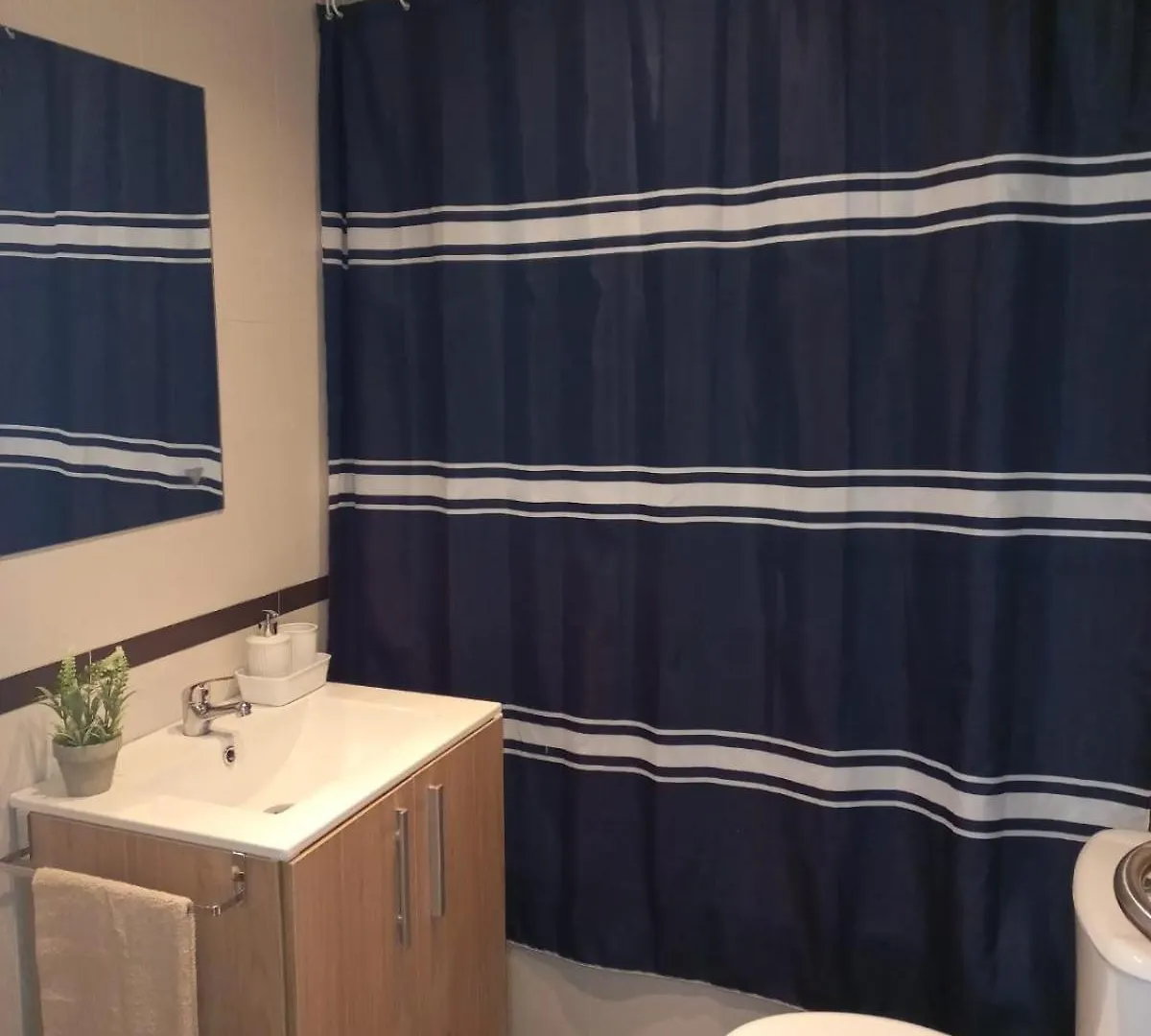 Atico De Laura Apartamento Armilla 0*,